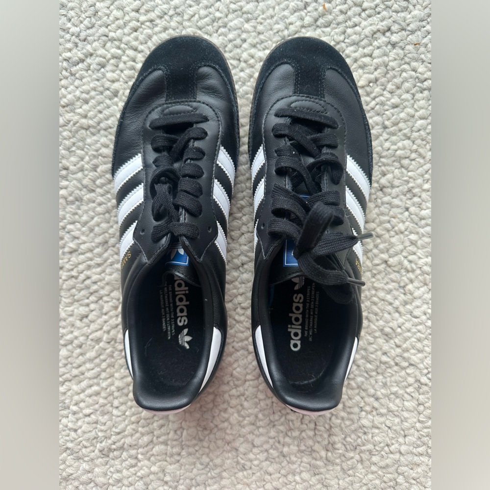 Black Gum Adidas Samba OG Shoes- size 8.5 men’s/9.5 women’s